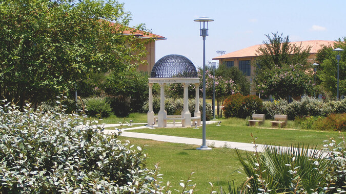 Texas A & M International University