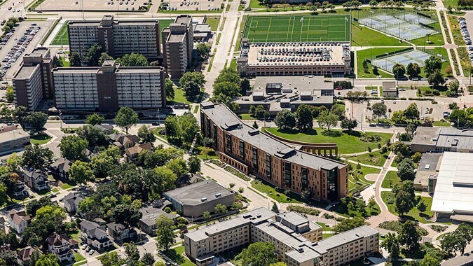 University of Wisconsin-Oshkosh University of Wisconsin-Oshkosh