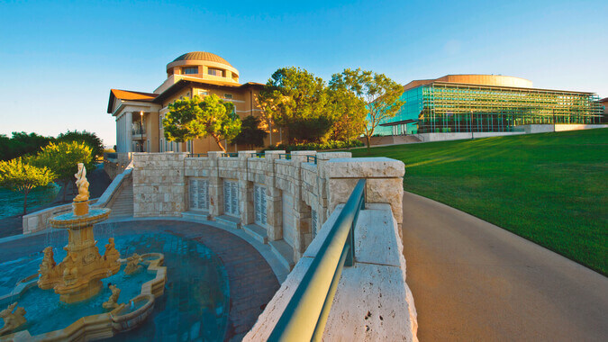 Soka University of America